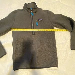 Patagonia Men’s size small Sherpa 3/4 zip charcoal gray